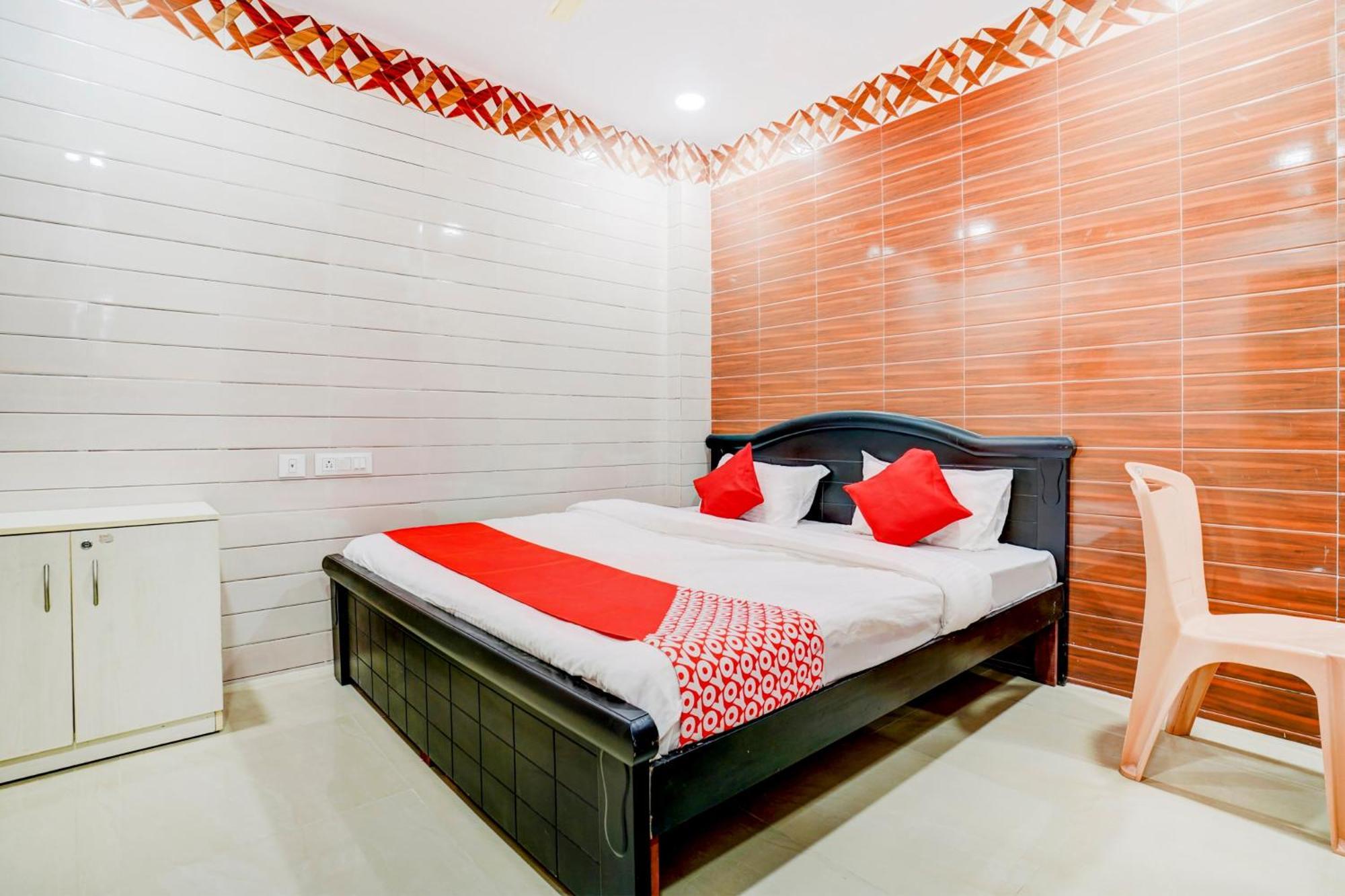 O Aroma Classic Near Nampally Main Railway Station 3*